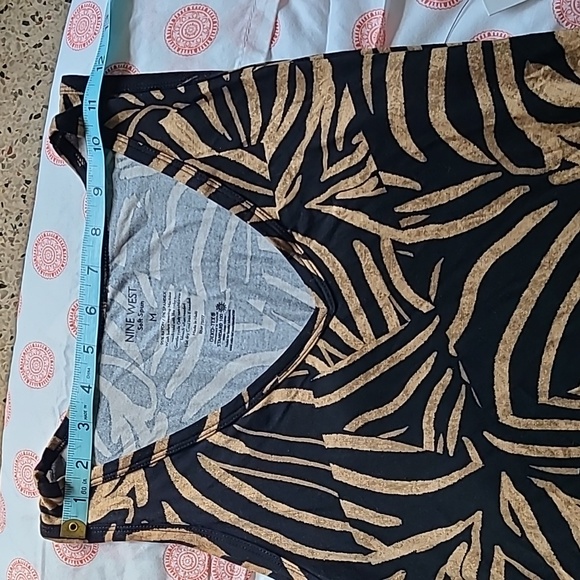 Nine West women's soft spun tank top medium NWT - Picture 4 of 8